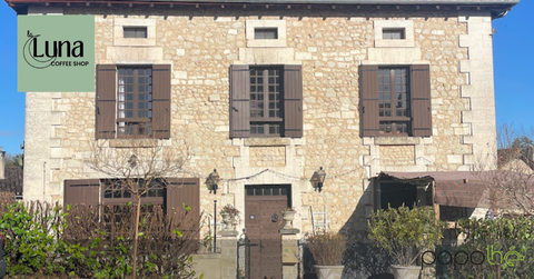 Découvrez Papothé chez La Luna Coffee Shop à Aubeterre-sur-Dronne dès le 20 mars 2025 ! Un lieu chaleureux pour savourer des thés et bonbons à infuser uniques